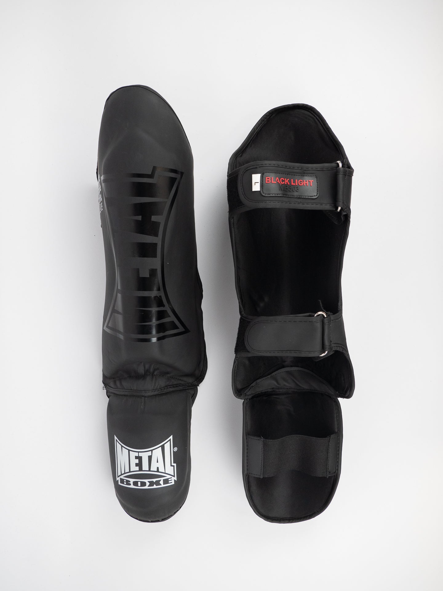 Shin Guards with Foot Protector Black Light – Lightness and Anatomical Protection