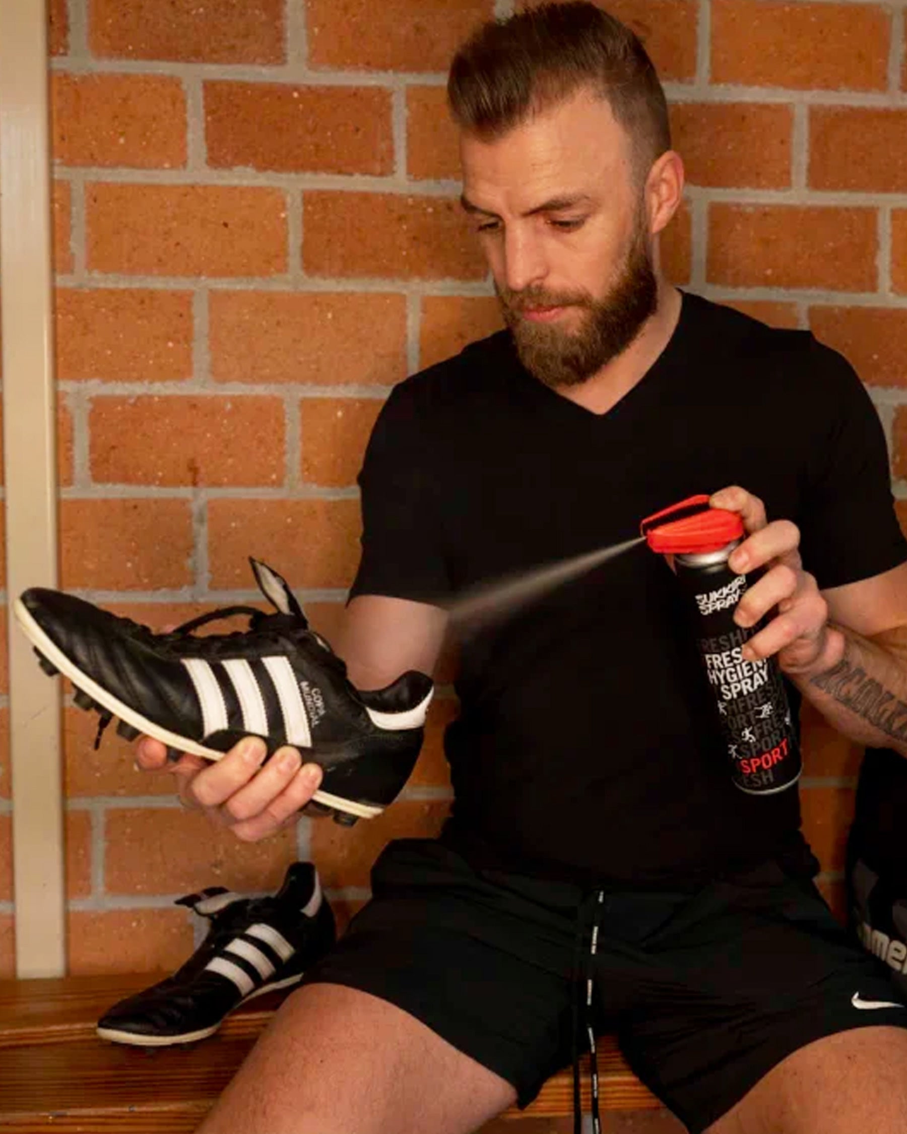 Spray désinfectant Sukkiri 300ml pour équipement sportif