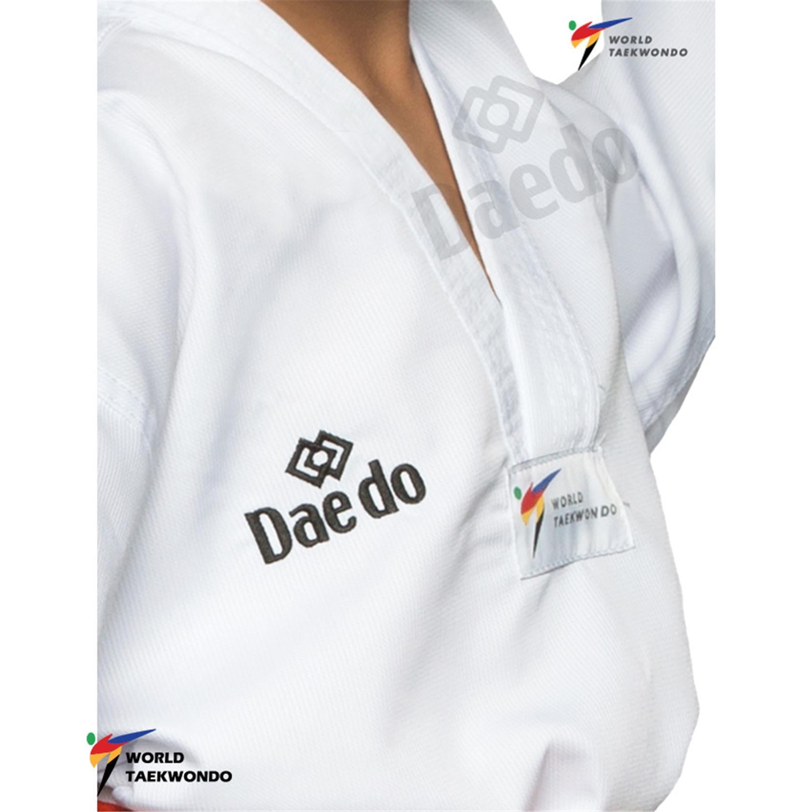 DOBOK Taekwondo con Stampa Schiena DAEDO WT