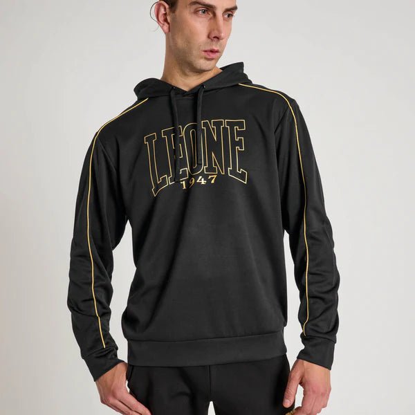 Framifrån av Leone 1947 DNA line teknisk sweatshirt med svart huva