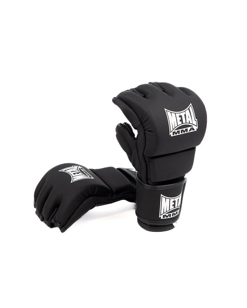 Vue de face Gants MMA Metal Boxing The Claw noirs, design préformé anti-piqûre pour les yeux
