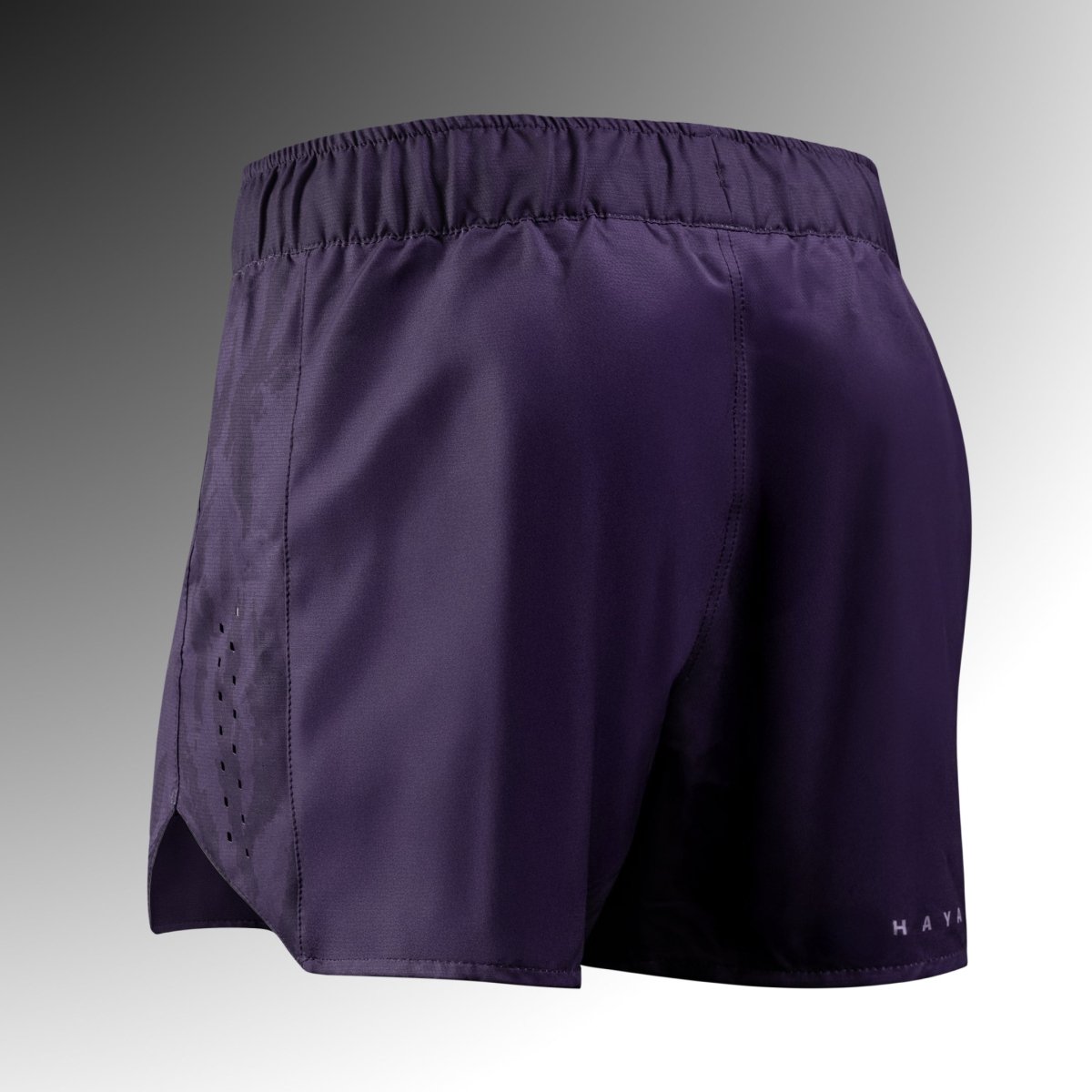 Achteraanzicht van de paarse Hayabusa Apex short, sneldrogende, ademende stof