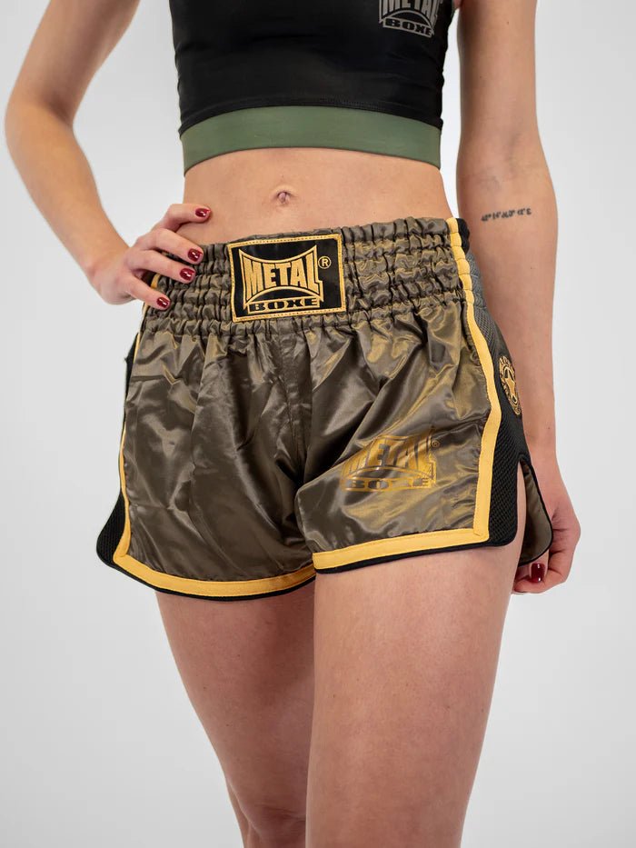 Framifrån dam Kickboxingsshorts Metal Boxe Extrem militärgrön