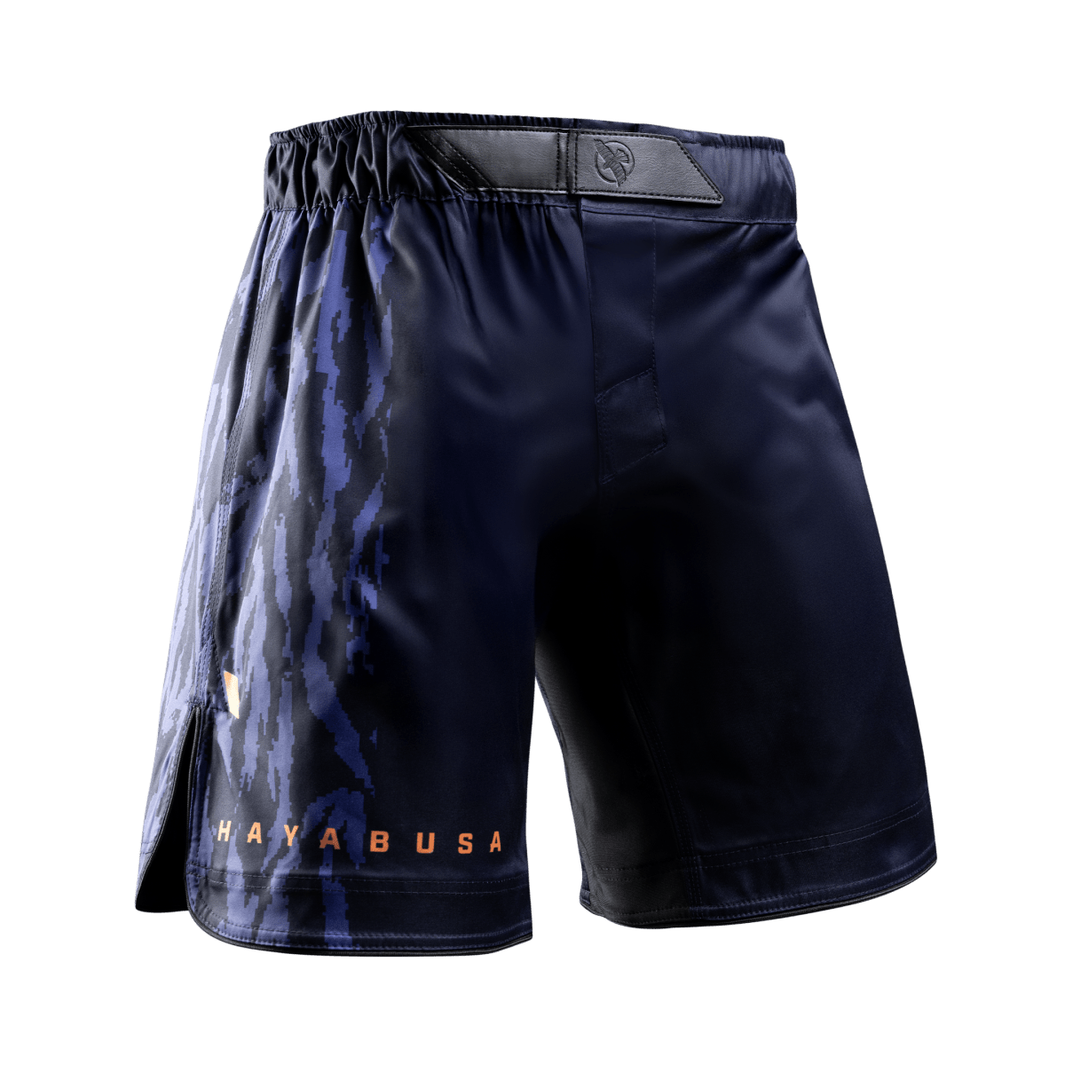 Vue de face du short 3/4 MMA Hayabusa Apex bleu, taille doublée silicone antidérapant