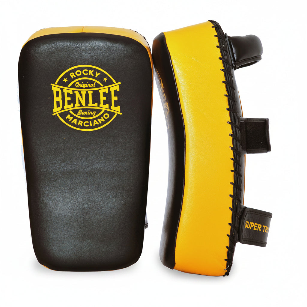Vedere frontală a perechii de BenLee Super Thai Negru și galben Două paos din piele pentru Muay Thai