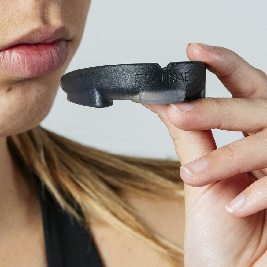 Fujimae ProSeries 2.0 Triple-Layer Professional Mouthguard (protège-dents professionnel à trois couches)