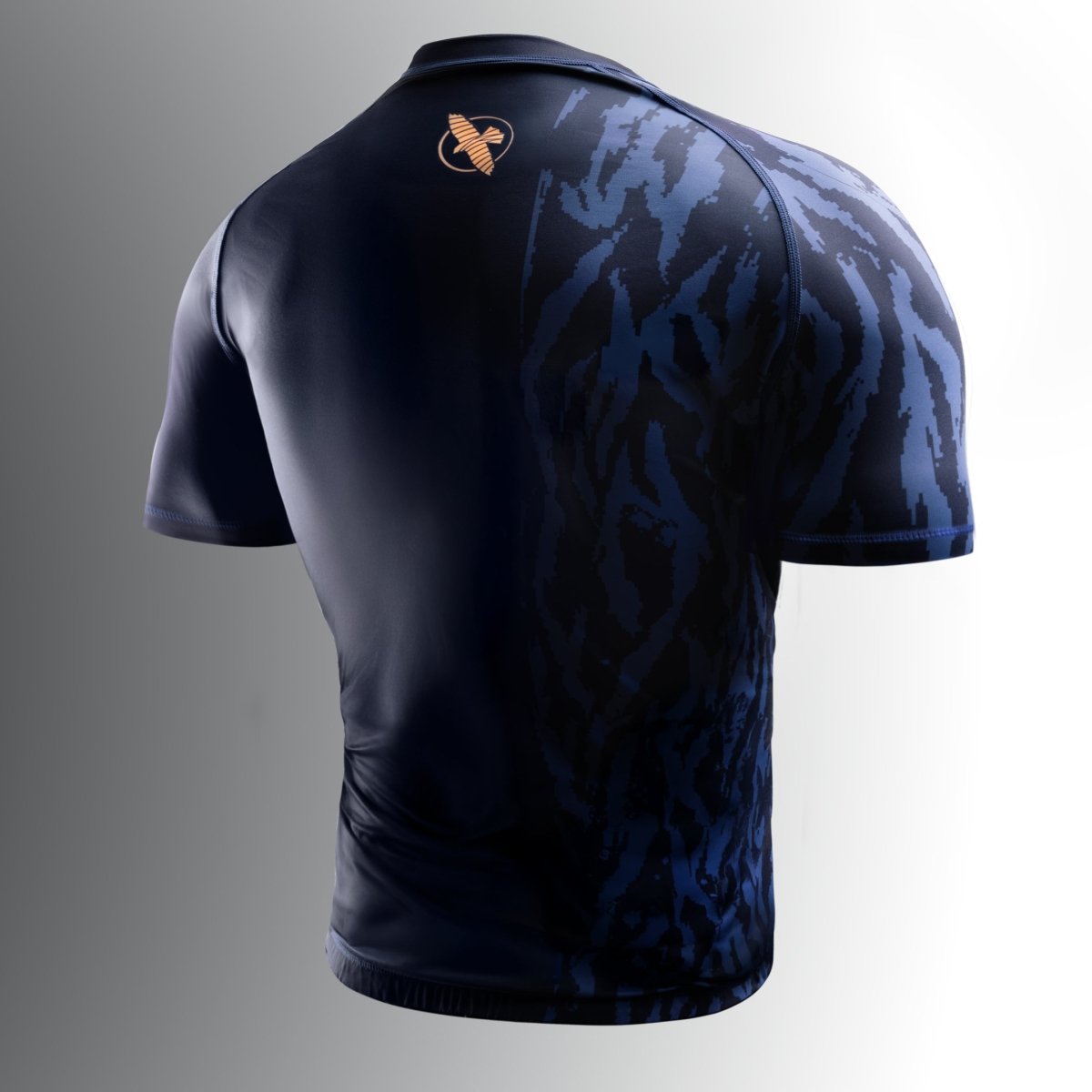 Dos du rashguard technique Hayabusa Apex bleu pour grappling