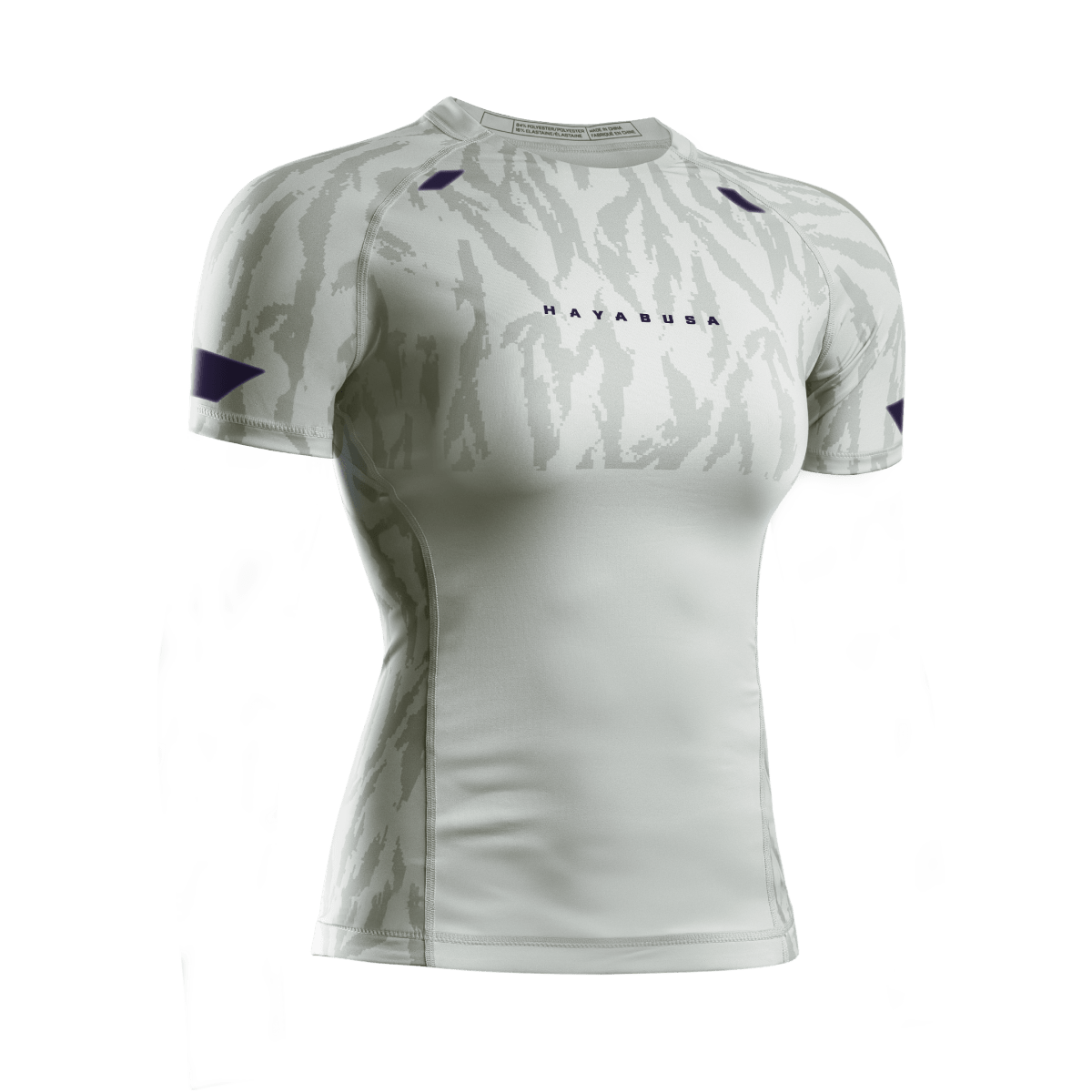 Vooraanzicht van de beige Hayabusa Apex damesrashguard met korte mouwen, technische stof voor BJJ en MMA