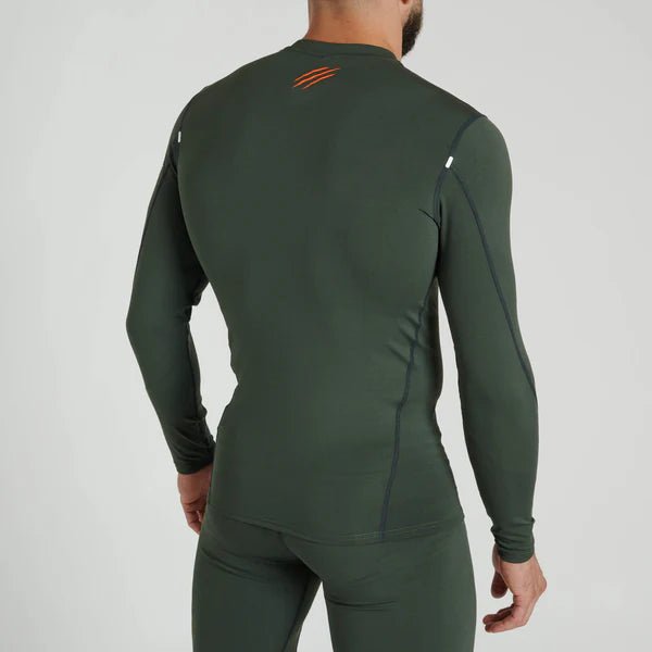 Vista traseira do rashguard verde Leone Primal Instinct, proteção total