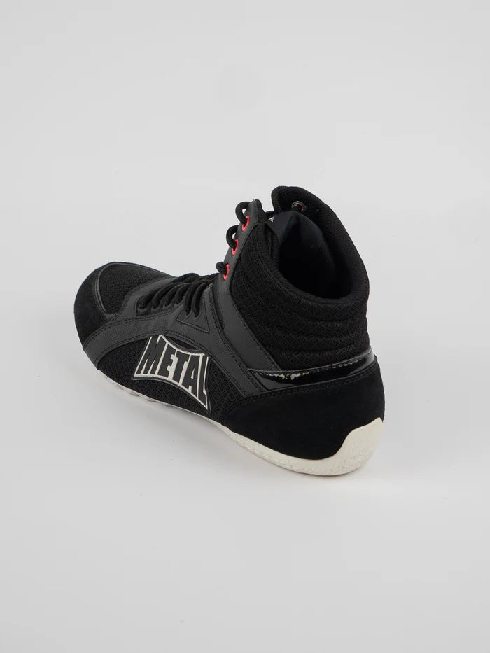 Vue arrière de la chaussure simple Metal Boxe Viper III noire, focus sur le maintien du talon et le laçage de la cheville