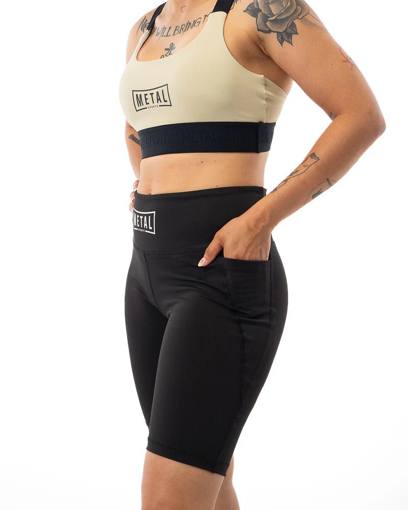 Détail de l'élastique et du tissu technique Metal Boxe à compression courte 240 gr