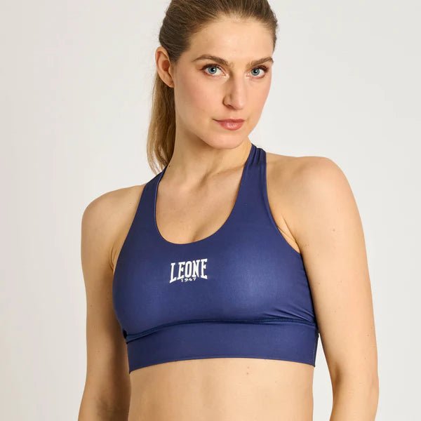 Vooraanzicht van de technische sporttop Leone Stripe 47 in marineblauw met Leone-streep