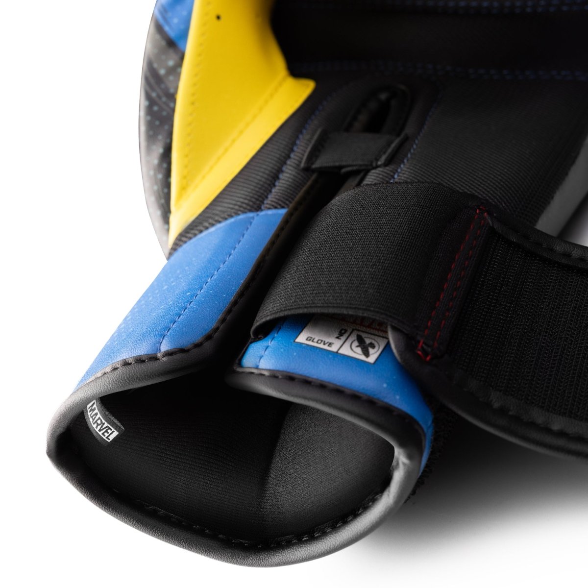 Detail of the single elastic closure system on the Marvel Wolverine glove
