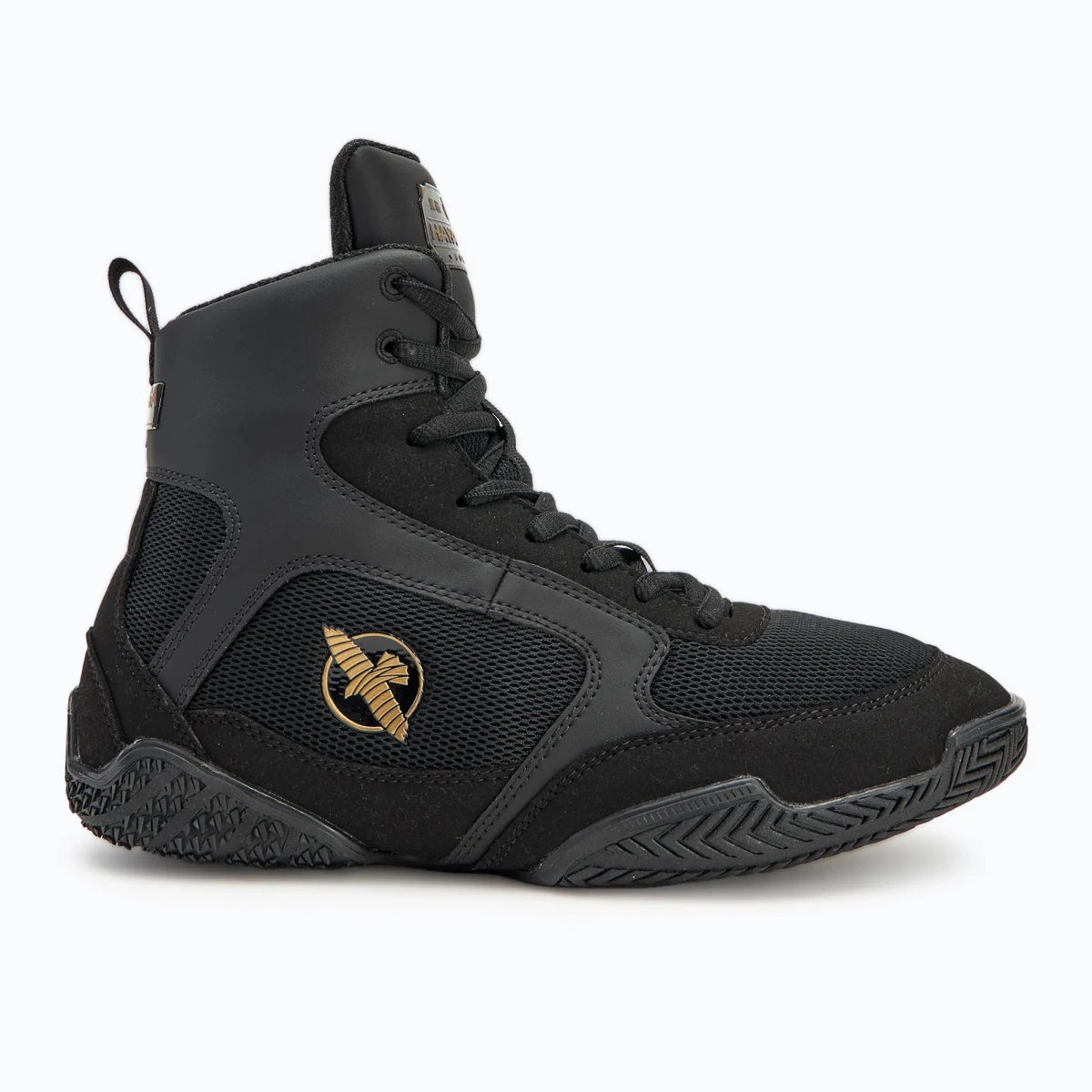 Détail des chaussures de boxe noires Hayabusa en cuir microfibre.