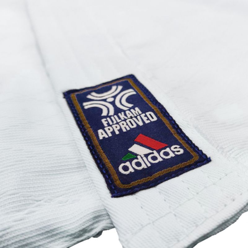 Judogi Adidas Omologato Fijlkam J250 con cintura bianca