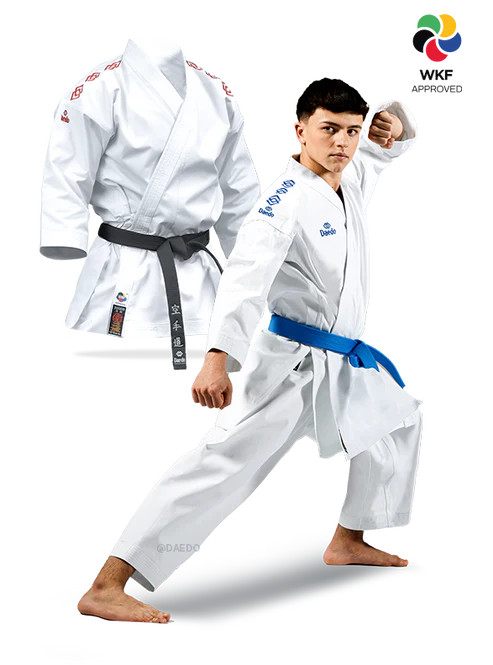 Karategi Daedo Kata Premier League WKF bianco con doppia giacca vista frontale.