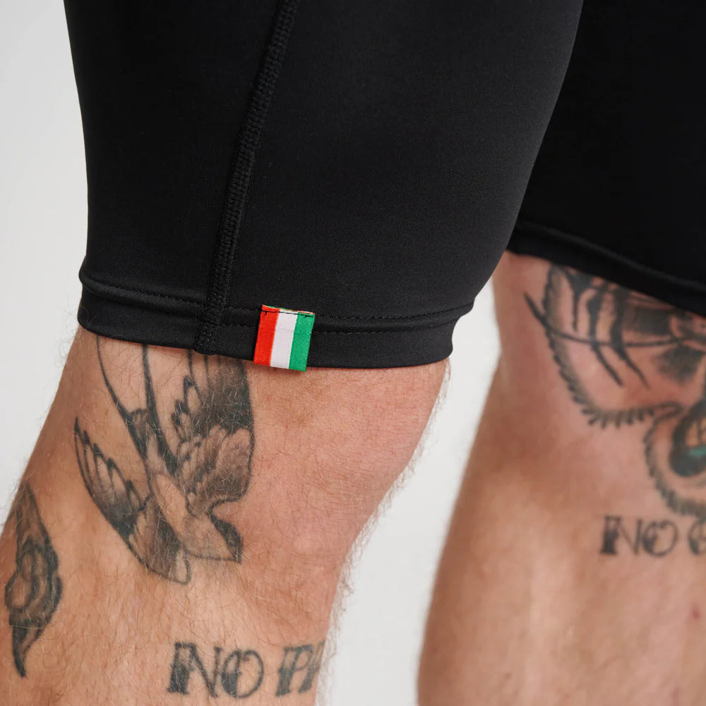 Pantaloncini Compressione Leone DNA | Shorts Aderenti Training Nero Oro
