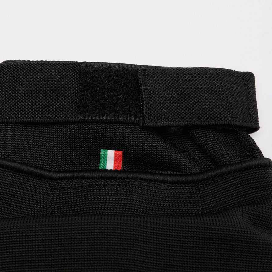 Paratibia in Tessuto a Calza Leone DNA