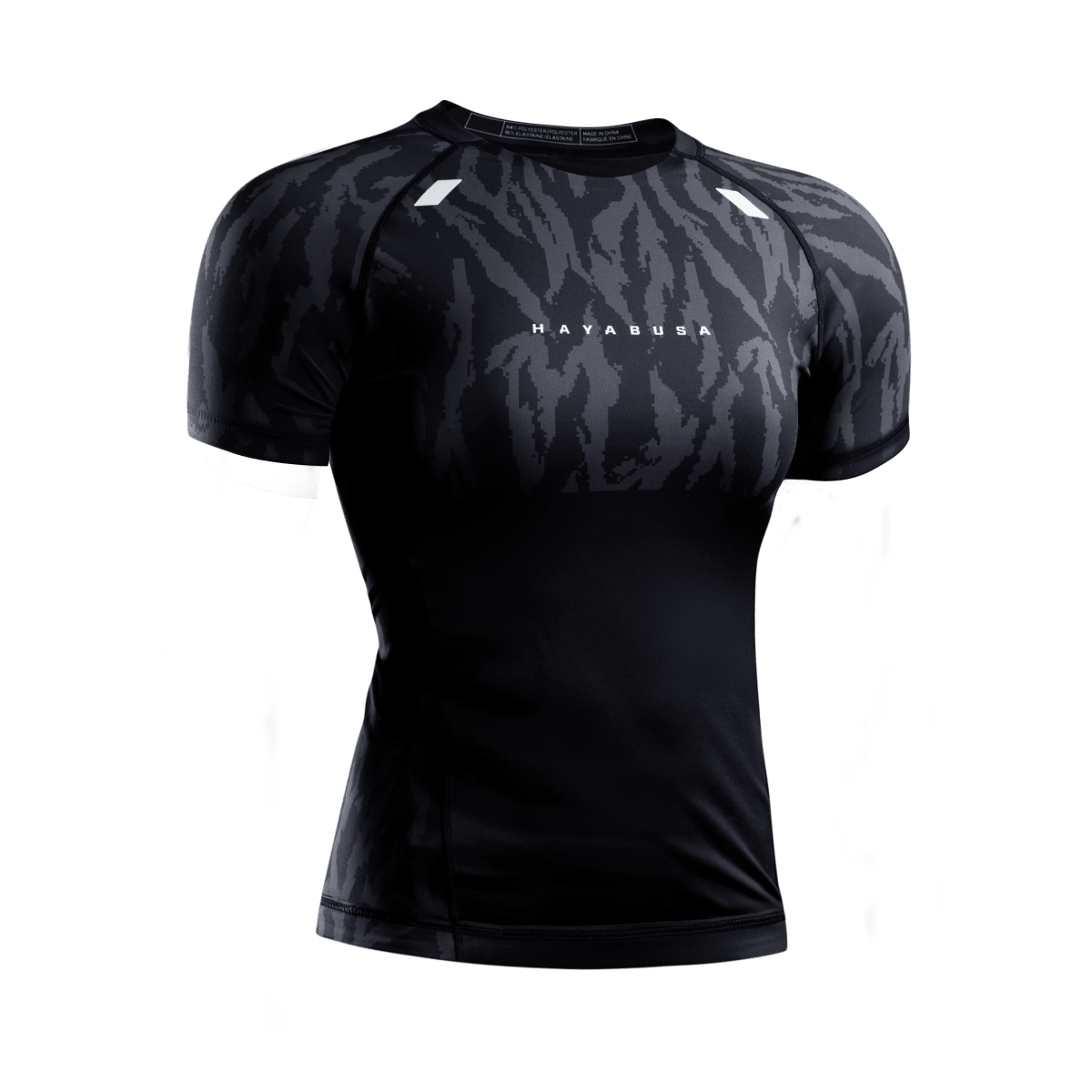 Vooraanzicht van de zwarte Hayabusa Apex rashguard voor dames, elite ontwerp voor gevechtsprestaties