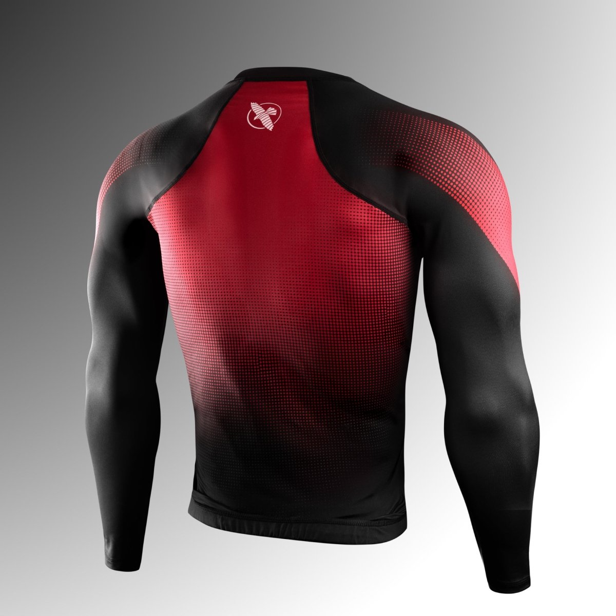 Vue arrière du rashguard Hayabusa Pro Ranked noir, boucle d'ancrage intégrée